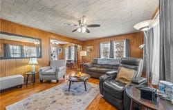 628 Maple Street, Chetopa, KS 67336