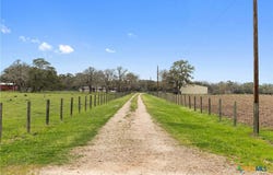 778 County Road 123, Edna, TX 77957