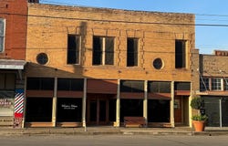 107 East Main Street, Eagle Lake, TX 77434