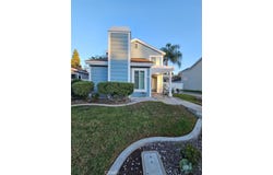 8 Silkleaf, Irvine, CA 92614