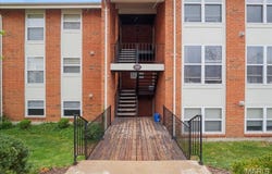 2014 Greenglen Drive, St Louis, MO 63122