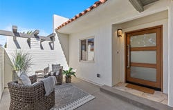 2006 Baja, Newport Beach, CA 92660