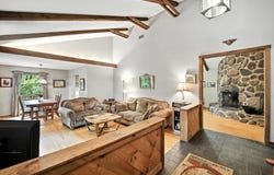 79 Pine Ridge, Montgomery, MA 01085