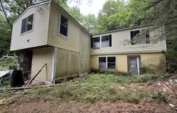 489 Lovejoy Pond Road, Fayette, ME 04349