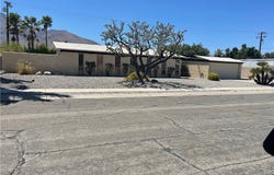 2605 N Kitty Hawk Drive, Palm Springs, CA 92262