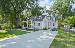 1036 Dell Avenue SE, Smyrna, GA 30080