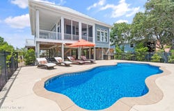 2542 Marsh Hen Drive, Oak Island, NC 28465