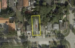 2535 NW 34th St, Miami, FL 33142