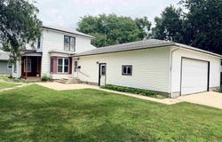 400 E Spruce St, Cherokee, IA 51012