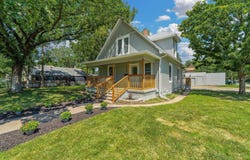 204 N Elizabeth St, Wichita, KS 67203