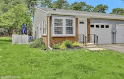 4 Pembroke Lane, Whiting, NJ 08759