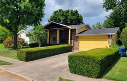 2916 Mockingbird Drive, St Charles, MO 63301