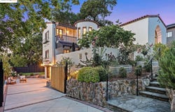 5850 Acacia AVE, Oakland, CA 94618