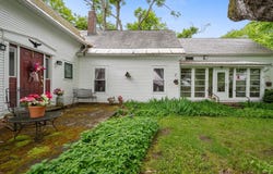 776 Arnold District Road, Brandon, VT 05733