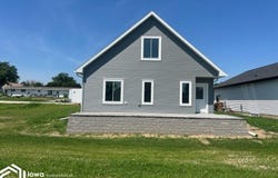 1004 Magnolia Drive, Manning, IA 51455