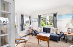 20 Saltaire Avenue, Narragansett, RI 02882