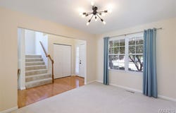 2807 Hunters Crossing Drive, Edwardsville, IL 62025