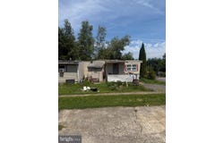 121 RED MAPLE Lane, FREELAND, PA 18224