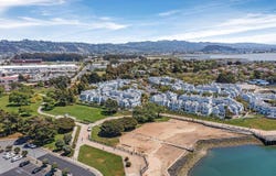 408 Commodore Dr, Richmond, CA 94804