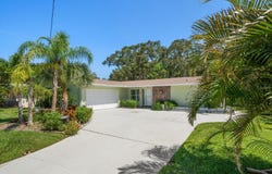 1468 FAIRWAY DRIVE, DUNEDIN, FL 34698