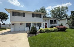 318 GRAND AVENUE, BLACKWOOD, NJ 08012