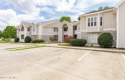 424 Commerce Avenue, Morehead City, NC 28557