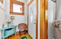 241 W 9TH Avenue, OSHKOSH, WI 54902