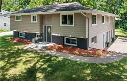1415 County Road E W, Arden Hills, MN 55112