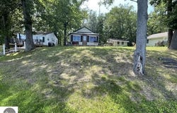 6328 Maple Street, Gladwin, MI 48624