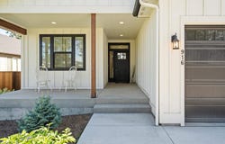 916 E Farwell Rd, Spokane, WA 99208