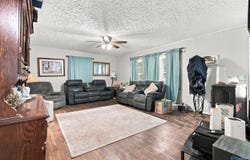 633 4th Street NW, Arab, AL 35016