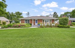 16236 Beechwood Avenue, Beverly Hills, MI 48025