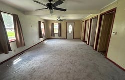 707 E High Street, Toledo, IA 52342