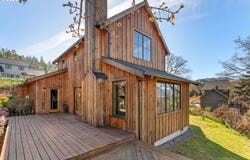 855 5TH Ave, Mosier, OR 97040