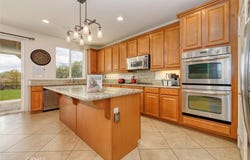 22620 Dragonfly Ct, Saugus, CA 91350