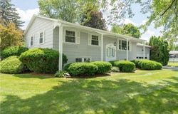 6 Meadowbrook Ter, North Dansville, NY 14437