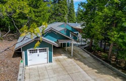 1545 Frederick St., Mt Shasta, CA 96067
