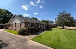 1195 Morrison Dr., GRENADA, MS 38901