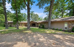 2402 Ripley Route A, Doniphan, MO 63935
