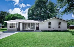 1007 Honeysuckle Lane SW, Decatur, AL 35601