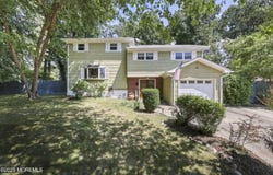 17 David Drive, North Brunswick, NJ 08902