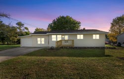 214 N Herring Street, Ashley, MI 48806