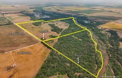 9111 E Long View, Burrton, KS 67020
