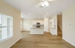 515 War Admiral Dr, Jarrell, TX 76537