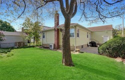 159 E New York Avenue, Valley Stream, NY 11580