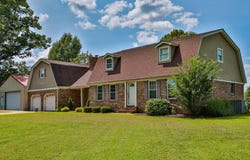 382 Lynn Point Rd, GREENFIELD, TN 38230