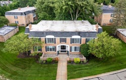 150 E Long Lake Road, Bloomfield Hills, MI 48304