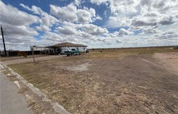 2808 Green Castle Street, Donna, TX 78537
