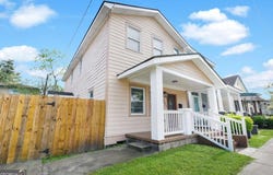 1114 1/2 E Bolton, Savannah, GA 31404