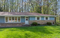 348 SWISS HILL Drive, GREEN BAY, WI 54302-4326